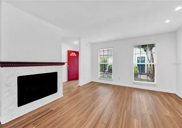 Photo 2 of Townhouse for sale at 13915 Fletchers Ml Dr, Tampa, FL 33613 | MLS# TB8512863 | Listing updated on 2026-08-22