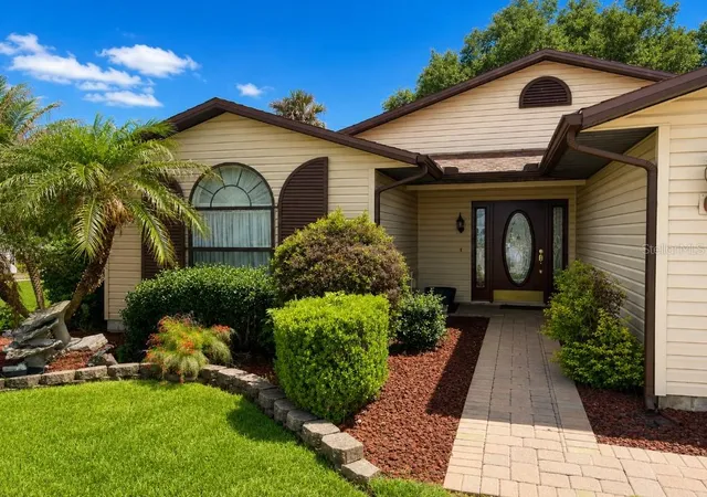 Homes for sale in Lakeland, FL | 3104 Sand Trap Ct, Lakeland, FL 33810 | MLS# TB8512867