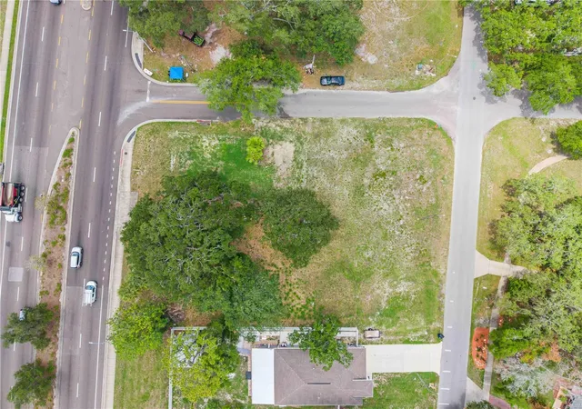 3rd image of 7514 N 40Th St, Tampa, FL 33604 | MLS# TB8512875