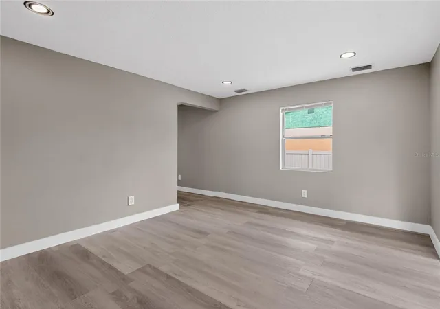Photo 4 of Single family home for sale at 1900 25th Street S, Saint Petersburg, FL 33712 | MLS# TB8512888 | Listing updated on 2026-08-31