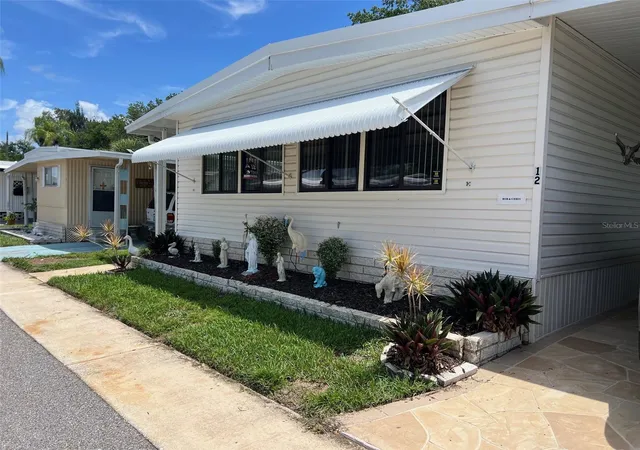 Homes for sale in Clearwater, FL | 29250 Us Hwy 19 N #12, Clearwater, FL 33761 | MLS# TB8512925