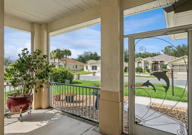 Photo 3 of Single family home for sale at 4519 Inverness Dr, Leesburg, FL 34748 | MLS# G5112943 | Listing updated on 2026-10-17
