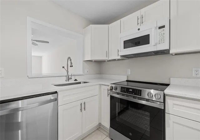 Homes for sale in South Pasadena, FL | 7425 Bay Island Dr S #104, South Pasadena, FL 33707 | MLS# TB8512936