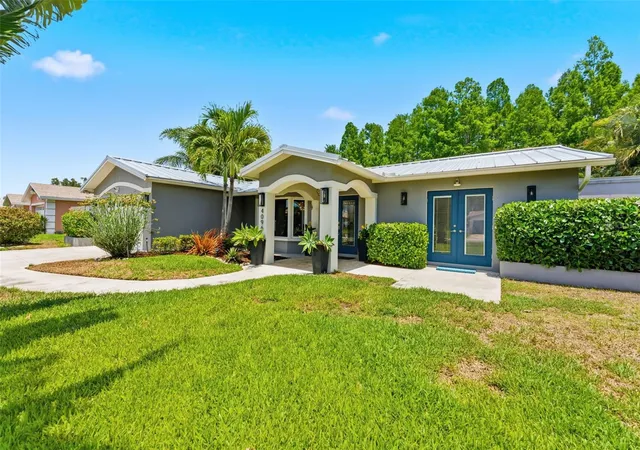 Homes for sale in St Petersburg, FL | 4096 38th St S, St Petersburg, FL 33711 | MLS# TB8512957
