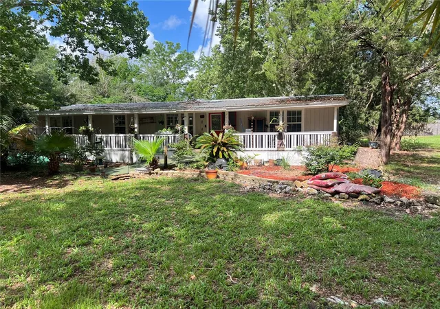 Photo 2 of Sale Pending at 9510 Sw 94th Terrace, Gainesville, FL 32608 | MLS# GC540700 | Listing updated on 2026-09-09