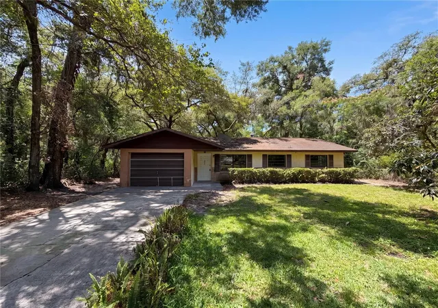 Photo 1 of Single family home for sale at 2505 Velma Ter, Leesburg, FL 34748 | MLS# O6411487 | Listing updated on 2026-09-25