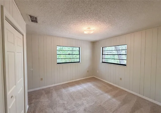 Photo 3 of Single family home for sale at 2505 Velma Ter, Leesburg, FL 34748 | MLS# O6411487 | Listing updated on 2026-09-25