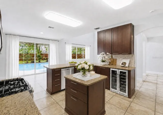 Photo 3 of Single family home for sale at 1610 Ledgestone Dr, Brandon, FL 33511 | MLS# TB8512998 | Listing updated on 2026-10-21