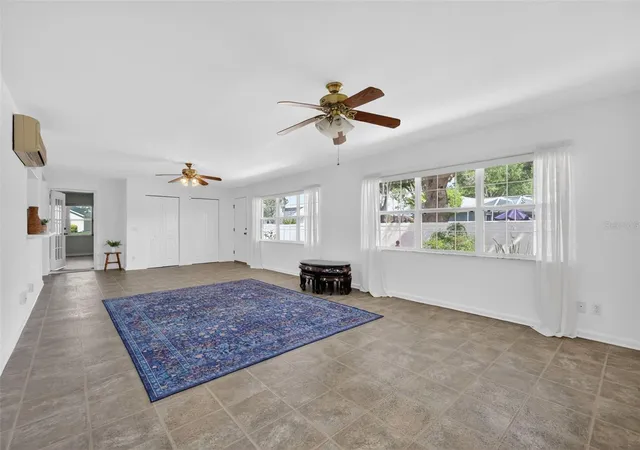 4th image of 17808 Se 115Th Ct, Summerfield, FL 34491 | MLS# OM725519