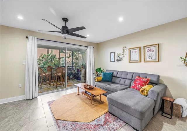 4th image of 3595 41St Ln S, ST PETERSBURG, FL 33711
