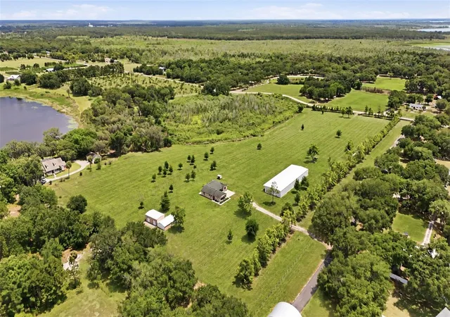 Photo 1 of Single family home for sale at 14433 Lake Yale Rd, Umatilla, FL 32784 | MLS# G5112955 | Listing updated on 2026-09-22