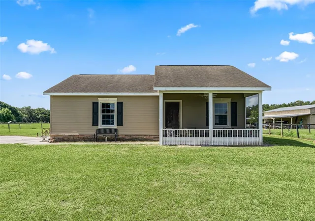 2nd image of 2223 Cr 543, Sumterville, FL 33585 | MLS# TB8513033