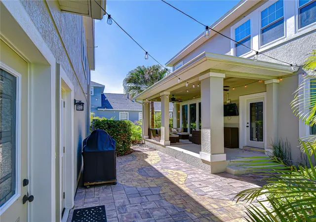 3rd image of 6135 Churchside Dr, Lithia, FL 33547 | MLS# TB8513040
