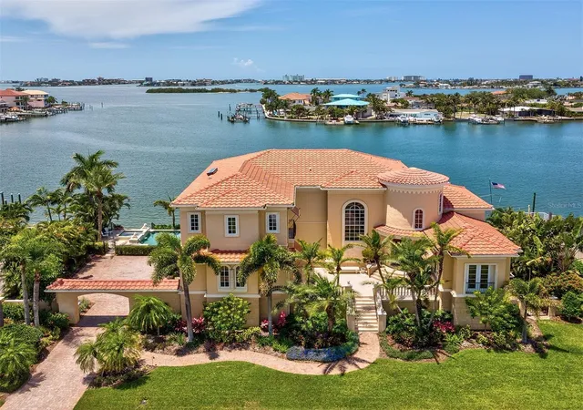 1st image of 6224 Pasadena Point Blvd, Gulfport, FL 33707 | MLS# TB8513065
