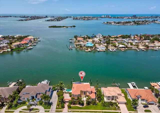 2nd image of 6224 Pasadena Point Blvd, Gulfport, FL 33707 | MLS# TB8513065