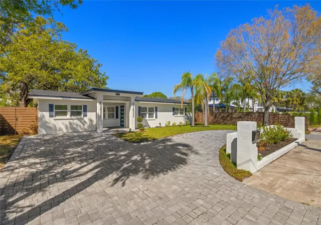 Homes for sale in Tampa, FL | 2117 S West Shore Blvd, Tampa, FL 33629 | MLS# TB8513082