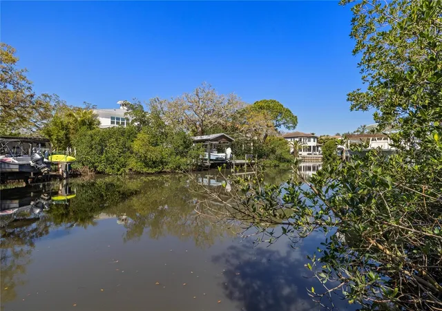 Homes for sale in Tampa, FL | 2117 S West Shore Blvd, Tampa, FL 33629 | MLS# TB8513082