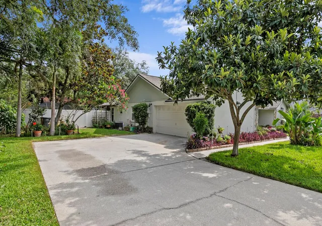 3rd image of 6314 E 112Th Ave, Tampa, FL 33617 | MLS# TB8513090