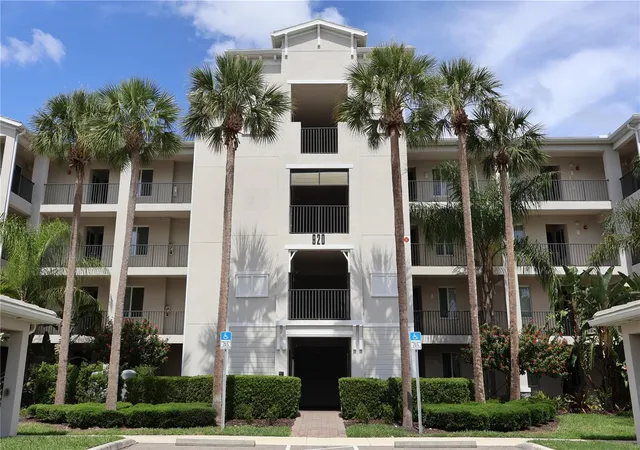 3rd image of 920 Tidewater Shores Loop #301, Bradenton, FL 34208 | MLS# A4695099