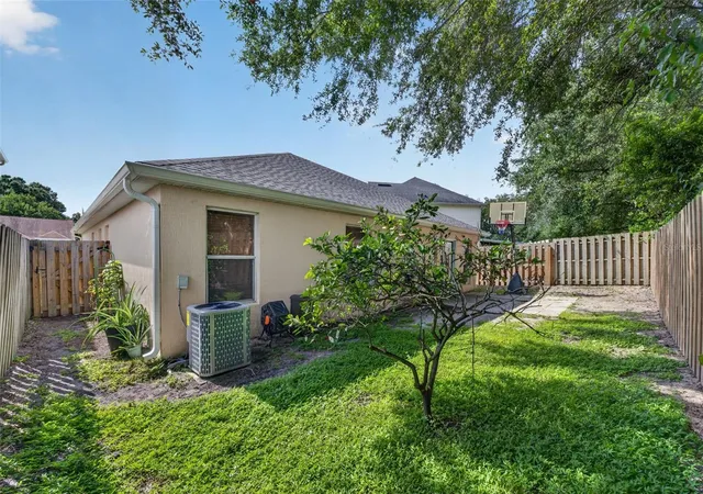 Photo 4 of Single family home for sale at 3597 Moss Pointe Pl, Lake Mary, FL 32746 | MLS# O6411571 | Listing updated on 2026-09-29