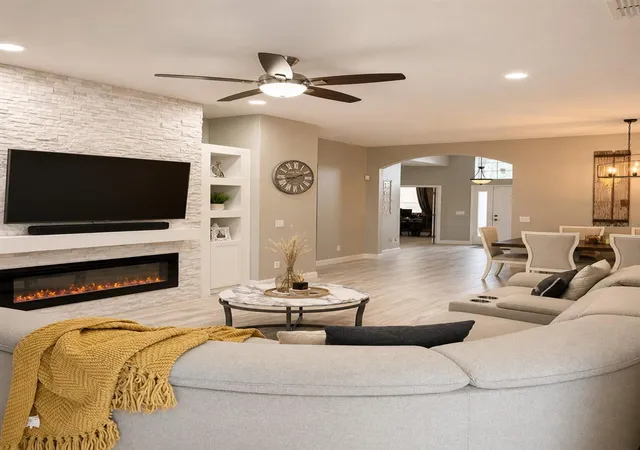 Photo 2 of Single family home for sale at 9880 Tivoli Chase Dr, Orlando, FL 32829 | MLS# S5150786 | Listing updated on 2026-09-19