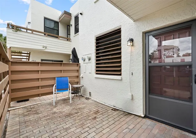 Photo 3 of Condo for sale at 106 Tidewater Dr, Bradenton, FL 34210 | MLS# A4695107 | Listing updated on 2026-05-30