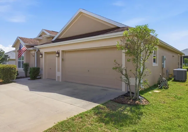 Photo 4 of Single family home for sale at 3087 Blackstock Way, The Villages, FL 32163 | MLS# OM725548 | Listing updated on 2026-09-12