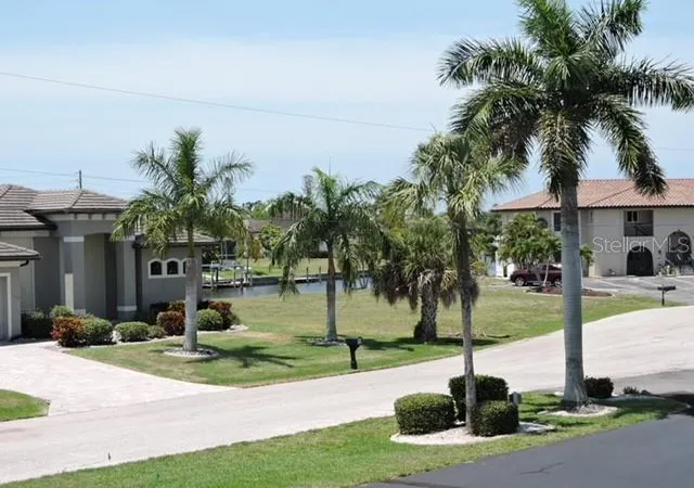 2nd image of 1433 Mediterranean Dr, PUNTA GORDA, FL 33950