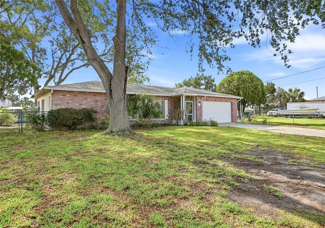 Homes for sale in Hernando Beach, FL | 3332 Gulf Winds Cir, Hernando Beach, FL 34607 | MLS# W7886182