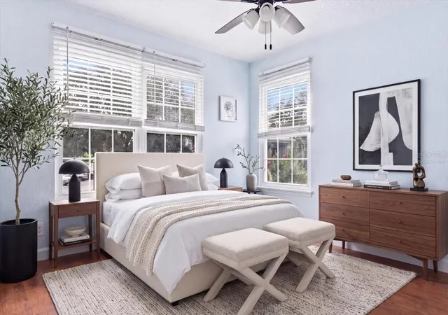 Photo 2 of Condo for sale at 2550 N Alafaya Trl #11206, Orlando, FL 32826 | MLS# O6411585 | Listing updated on 2026-09-27