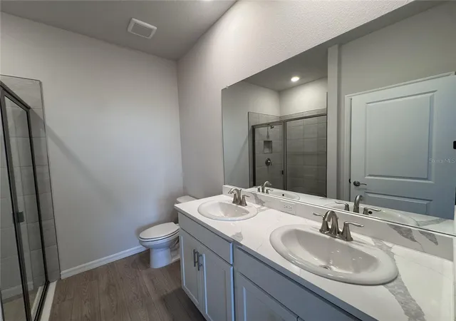 Photo 4 of House for sale at 18354 Tavernside Trl, Bradenton, FL 34211 | MLS# A4695117 | Listing updated on 2026-10-04