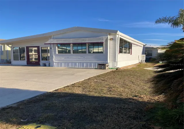 Photo 1 of Manufactured home for sale at 9000 US Hwy 192 #729, Clermont, FL 34714 | MLS# TB8513158 | Listing updated on 2026-09-16