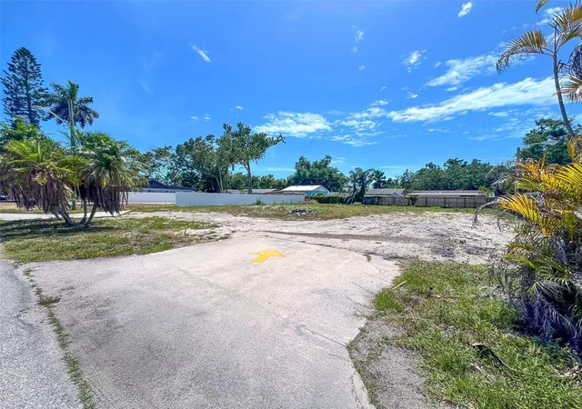 Photo 3 of Land for sale at 35th Street W, Bradenton, FL 34205 | MLS# A4695123 | Listing updated on 2026-08-31