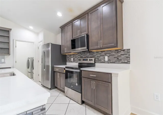 4th image of 344 Kissengen Park Dr, Bartow, FL 33830 | MLS# TB8513168