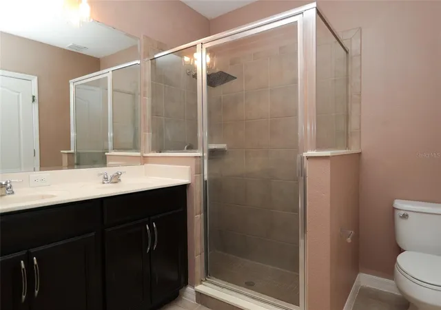 Photo 3 of Single family home for sale at 5909 Windsong Oak Dr, Leesburg, FL 34748 | MLS# O6411614 | Listing updated on 2026-10-07