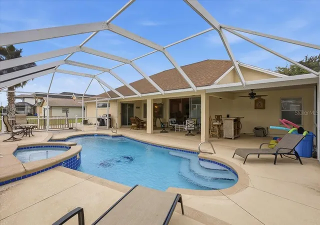 Homes for sale in Palm Coast, FL | 36 Cloverdale Ct N, Palm Coast, FL 32137 | MLS# FC318874
