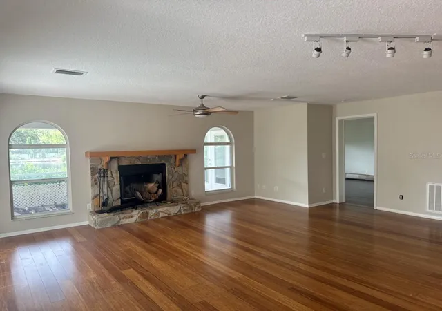 Photo 4 of Sale Pending at 13824 83rd Place, Seminole, FL 33776 | MLS# TB8513183 | Listing updated on 2026-10-07