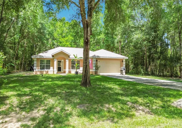 Photo 3 of Single family home for sale at 2226 Sw Algiers Ct, Dunnellon, FL 34431 | MLS# TB8513208 | Listing updated on 2026-08-11