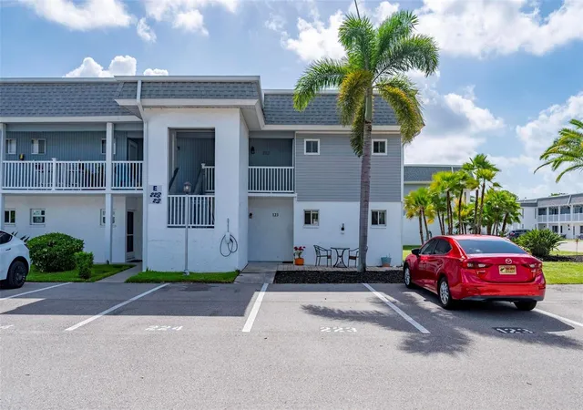 Homes for sale in Port Charlotte, FL | 22375 Edgewater Dr #123, Port Charlotte, FL 33980 | MLS# C7526683