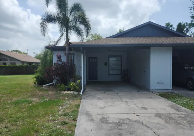 2nd image of 4007 78th St W, Bradenton, FL 34209 | MLS# A4695144