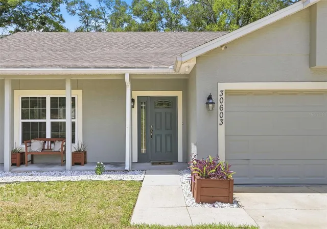 4th image of 30603 Turnberry Ave, Sorrento, FL 32776 | MLS# O6411664
