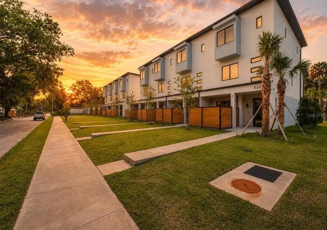 1st image of 532 W Plaza Pl #3, Tampa, FL 33602 | MLS# TB8513257