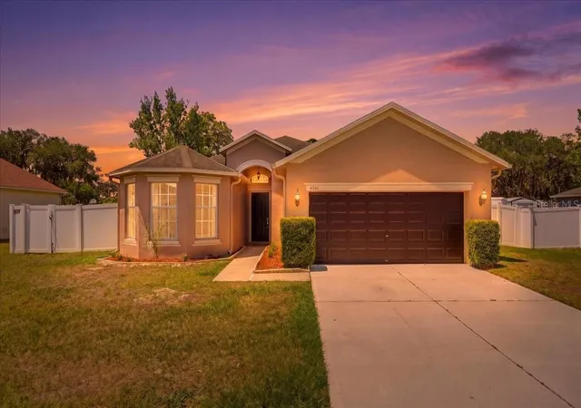 Homes for sale in Mulberry, FL | 4661 Hickory Stream Ln, Mulberry, FL 33860 | MLS# L4962274
