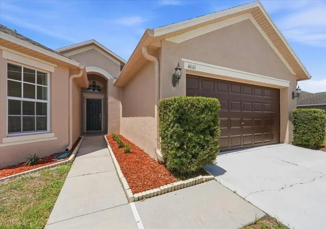 Homes for sale in Mulberry, FL | 4661 Hickory Stream Ln, Mulberry, FL 33860 | MLS# L4962274