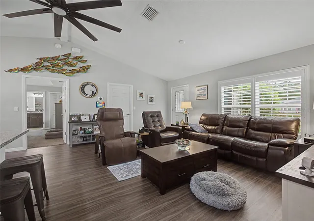 5th image of 12368 Sw 81St St, Dunnellon, FL 34432 | MLS# OM725571