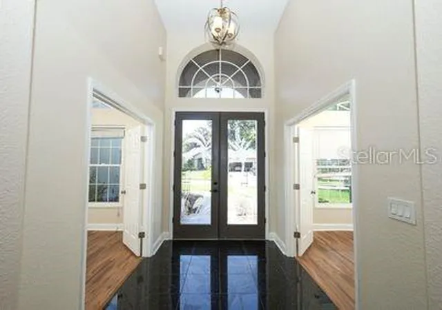 2nd image of 16 Oakland Pointe Cir, Oakland, FL 34760 | MLS# TB8513260