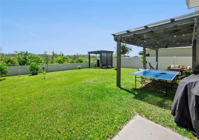 Photo 3 of Single family home for sale at 270 Meadowbrook Blvd, Winter Haven, FL 33881 | MLS# O6411678 | Listing updated on 2026-06-03