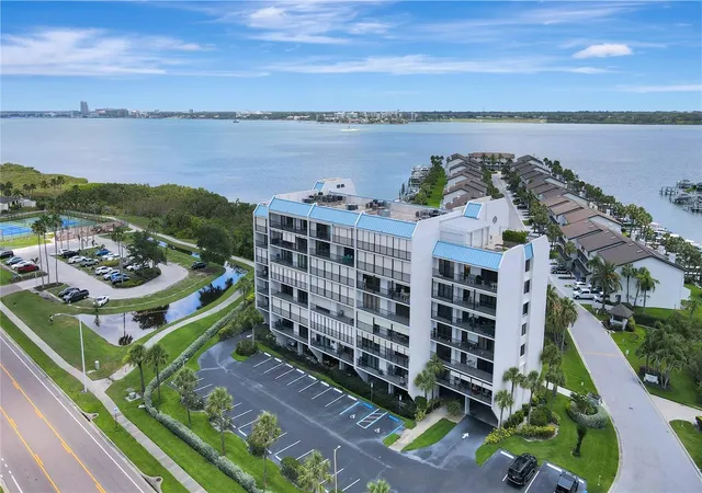 Homes for sale in Clearwater Beach, FL | 1581 Gulf Blvd #302N, Clearwater Beach, FL 33767 | MLS# TB8513292