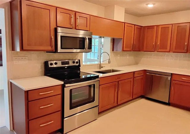 Photo 1 of Single family home for sale at 2818 E Michigan St, Orlando, FL 32806 | MLS# S5150808 | Listing updated on 2026-09-02
