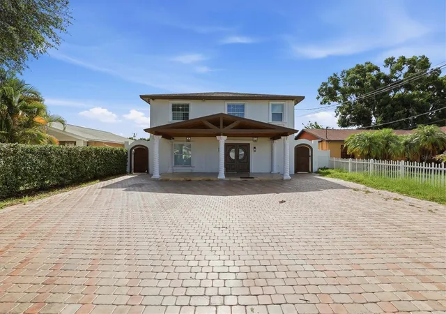 Photo 3 of Single family home for sale at 6611 N Hale Ave, Tampa, FL 33614 | MLS# TB8513304 | Listing updated on 2026-09-16